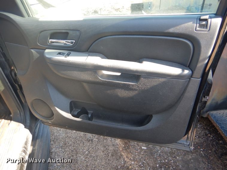 image for item FG9982 2012 Chevrolet Tahoe Police SUV