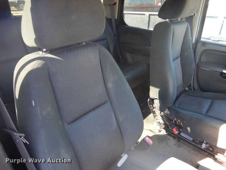 image for item FG9982 2012 Chevrolet Tahoe Police SUV