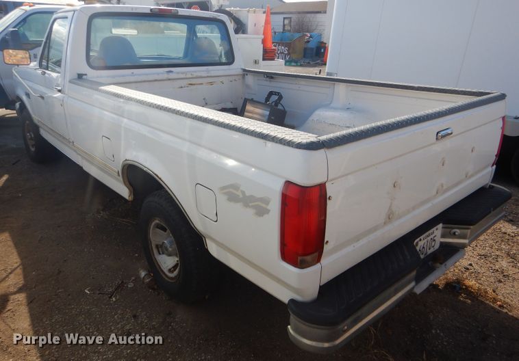 image for item FG9985 1996 Ford F150 XLT pickup truck