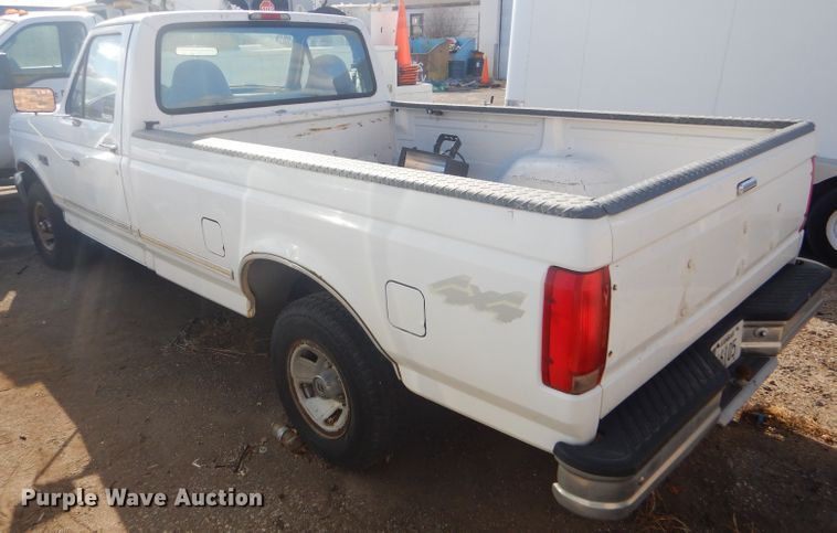 image for item FG9985 1996 Ford F150 XLT pickup truck
