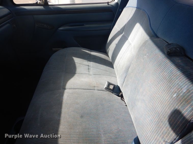 image for item FG9985 1996 Ford F150 XLT pickup truck