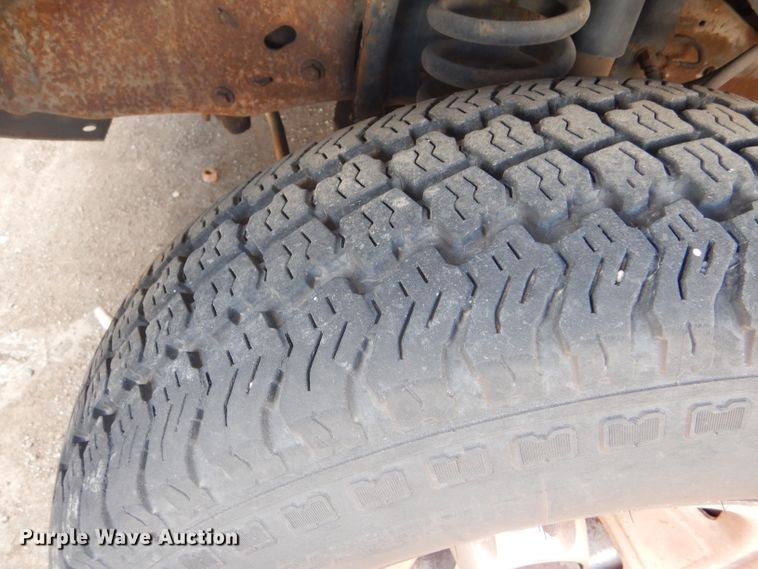 image for item FG9985 1996 Ford F150 XLT pickup truck