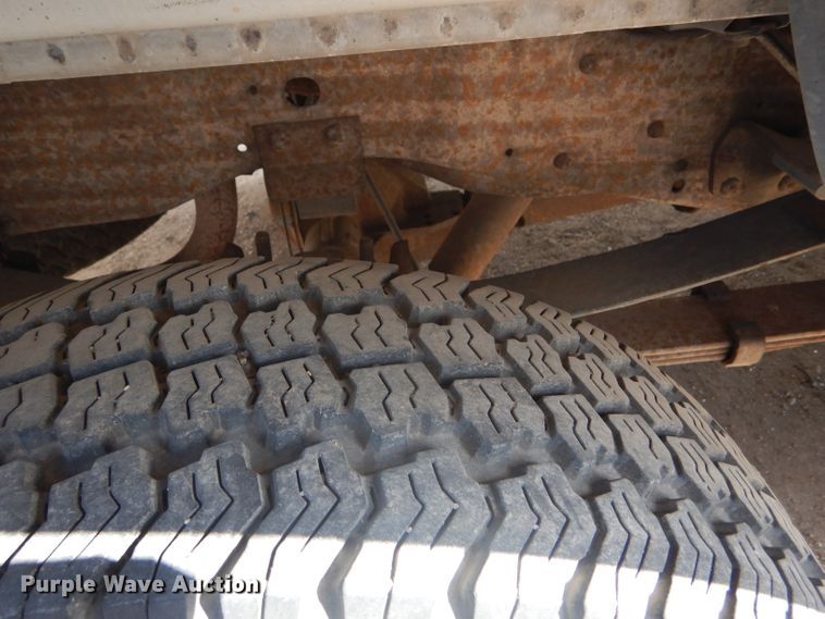 image for item FG9985 1996 Ford F150 XLT pickup truck