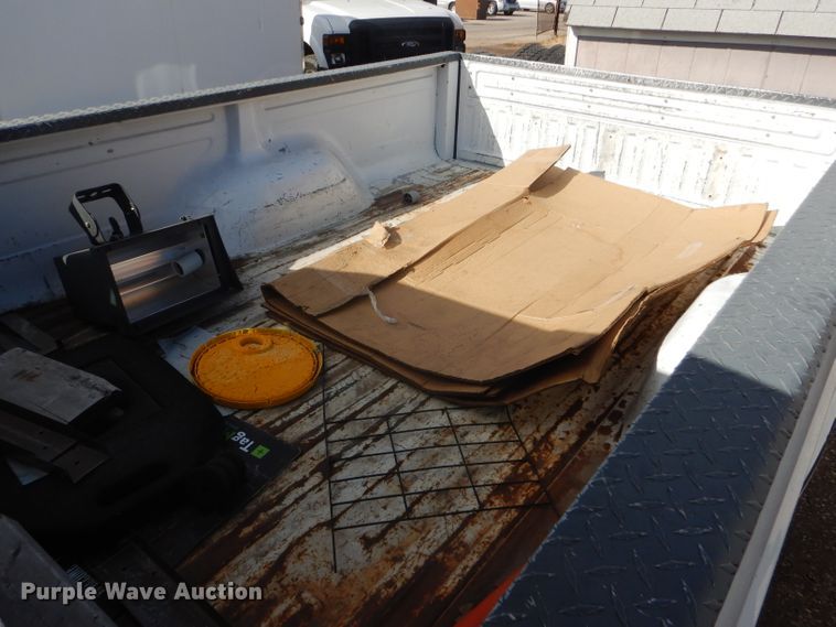 image for item FG9985 1996 Ford F150 XLT pickup truck