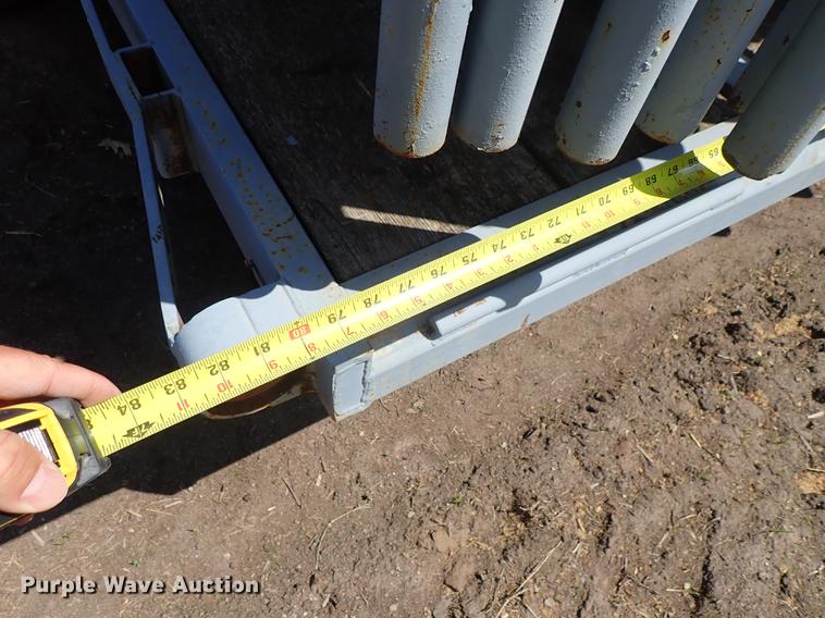 image for item FL9730 WW livestock panels and bow gates