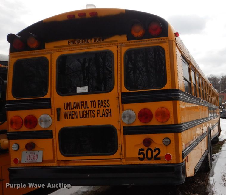 image for item FU9151 2005 Thomas Built MD3060 school bus