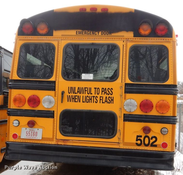 image for item FU9151 2005 Thomas Built MD3060 school bus