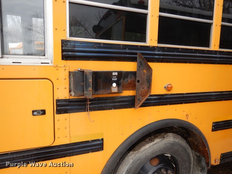 image for item FU9151 2005 Thomas Built MD3060 school bus