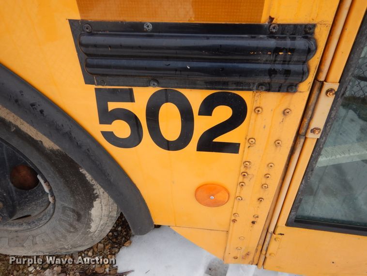 image for item FU9151 2005 Thomas Built MD3060 school bus