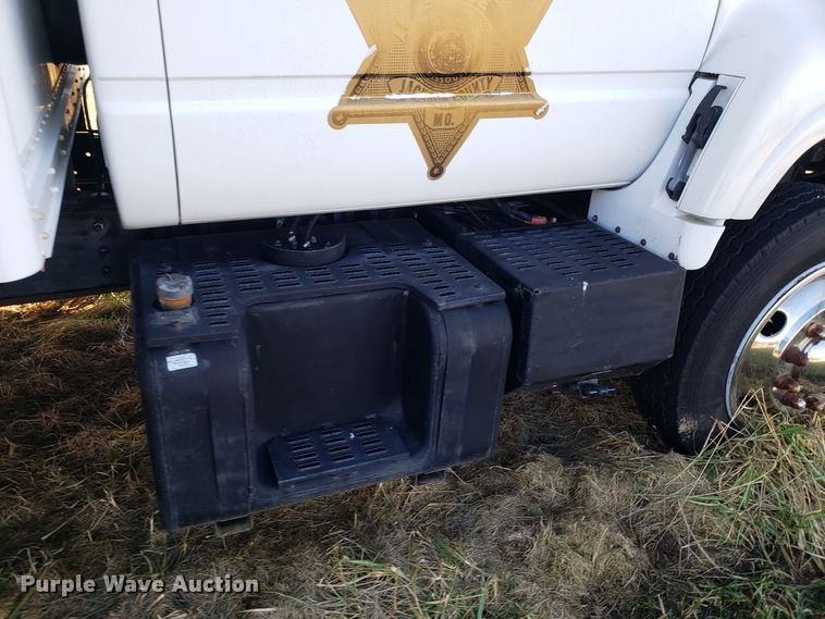 image for item GA9338 1998 Chevrolet C6500 command center truck