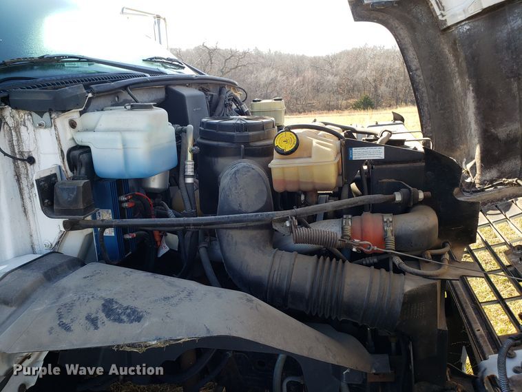 image for item GA9338 1998 Chevrolet C6500 command center truck