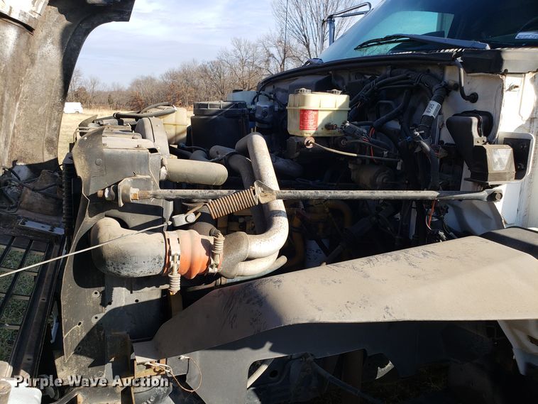 image for item GA9338 1998 Chevrolet C6500 command center truck