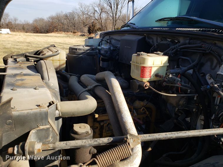 image for item GA9338 1998 Chevrolet C6500 command center truck