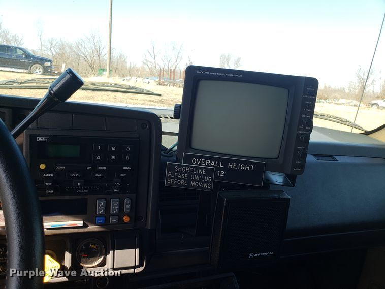 image for item GA9338 1998 Chevrolet C6500 command center truck