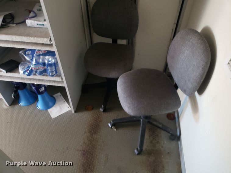 image for item GA9338 1998 Chevrolet C6500 command center truck