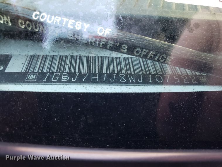 image for item GA9338 1998 Chevrolet C6500 command center truck