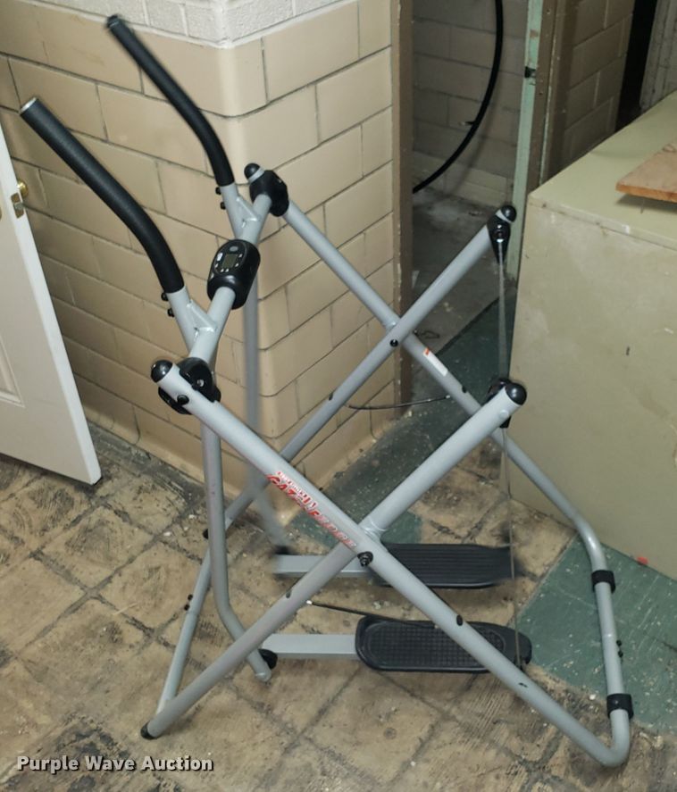 image for item GA9465 Sporting goods