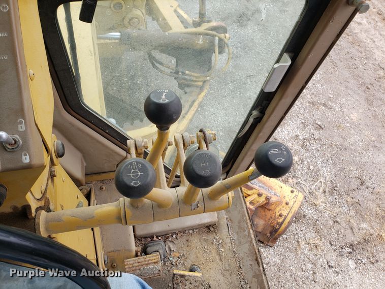 image for item GA9474 1988 Caterpillar 120G motor grader