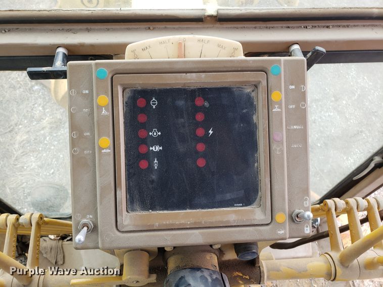 image for item GA9474 1988 Caterpillar 120G motor grader