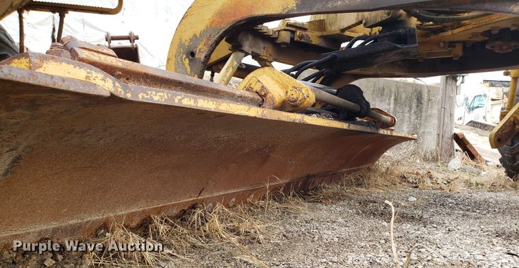 image for item GA9474 1988 Caterpillar 120G motor grader