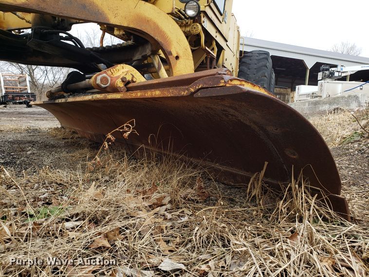 image for item GA9474 1988 Caterpillar 120G motor grader