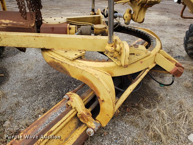 image for item GA9474 1988 Caterpillar 120G motor grader