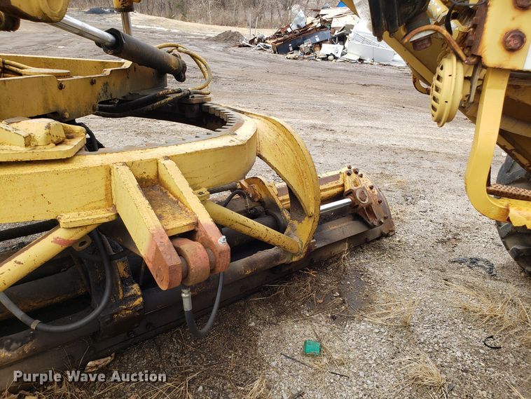 image for item GA9474 1988 Caterpillar 120G motor grader