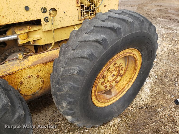 image for item GA9474 1988 Caterpillar 120G motor grader