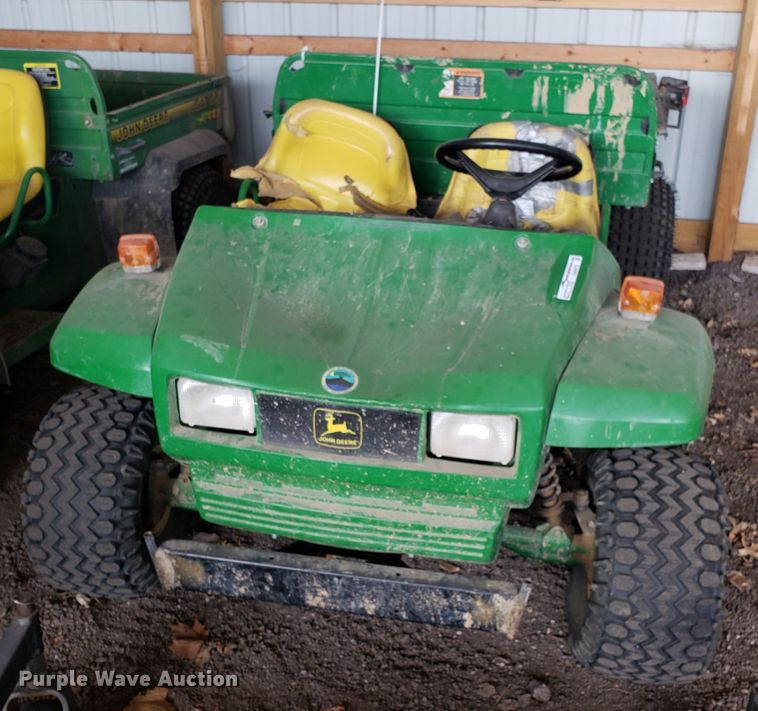 image for item GA9475 John Deere 4X2 Gator utility vehicle