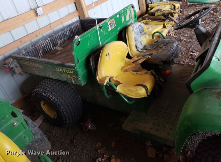 image for item GA9475 John Deere 4X2 Gator utility vehicle