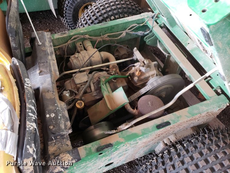 image for item GA9475 John Deere 4X2 Gator utility vehicle