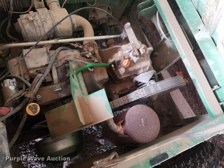 image for item GA9475 John Deere 4X2 Gator utility vehicle