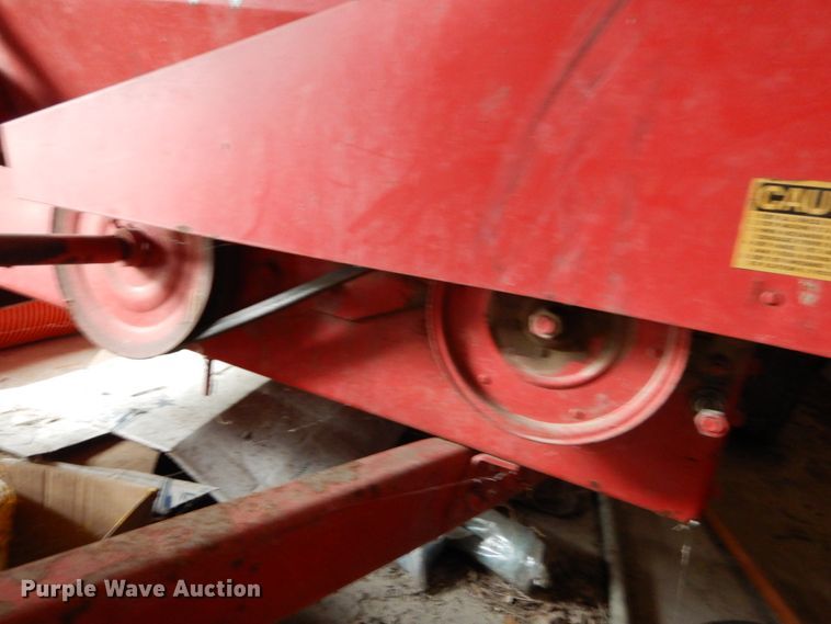 image for item GC9471 Massey-Ferguson 110 manure spreader