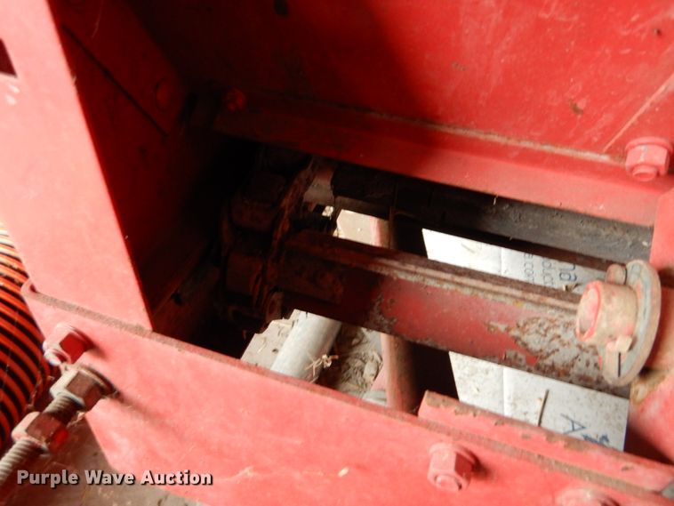 image for item GC9471 Massey-Ferguson 110 manure spreader