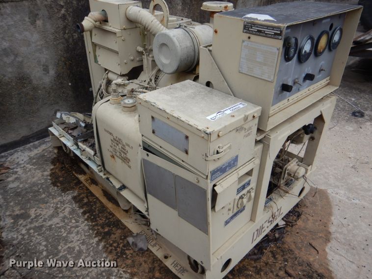 image for item GD9024 1982 Onan MEP-002A generator
