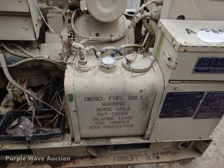 image for item GD9025 2011 Onan MEP-002A generator