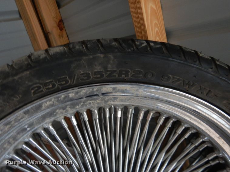 image for item GD9032 (4) 255/35ZR20 tires and wheels