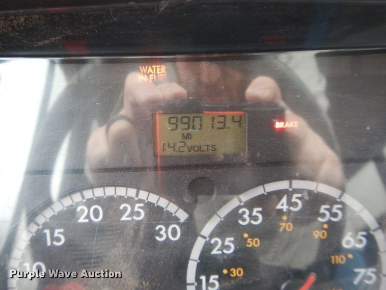 image for item GE9121 2007 Freightliner B2 Thomas school bus