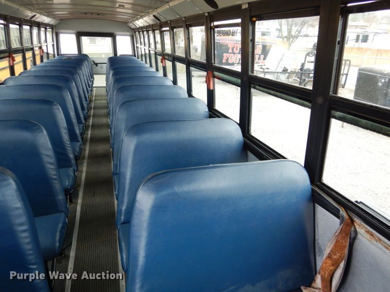 image for item GE9121 2007 Freightliner B2 Thomas school bus