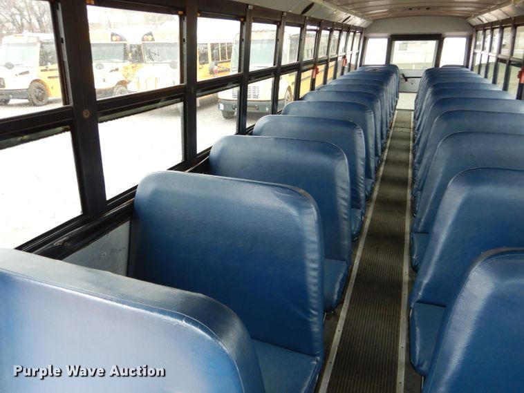 image for item GE9121 2007 Freightliner B2 Thomas school bus