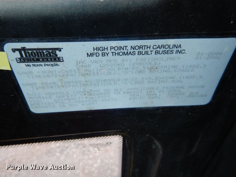 image for item GE9121 2007 Freightliner B2 Thomas school bus