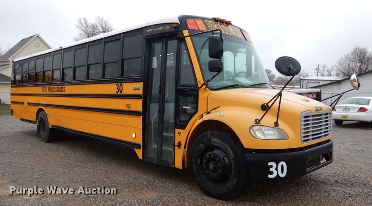 image for item GE9122 2007 Freightliner B2 Thomas school bus