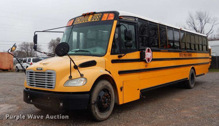 image for item GE9122 2007 Freightliner B2 Thomas school bus