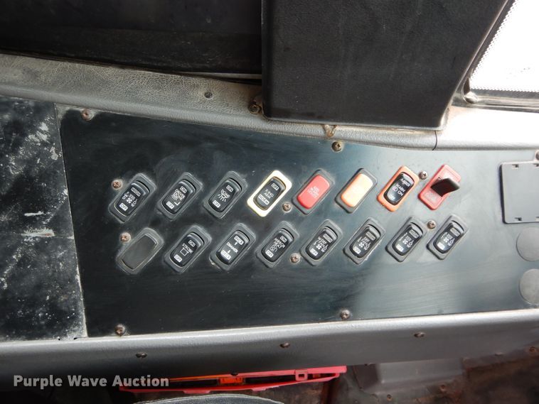 image for item GE9122 2007 Freightliner B2 Thomas school bus