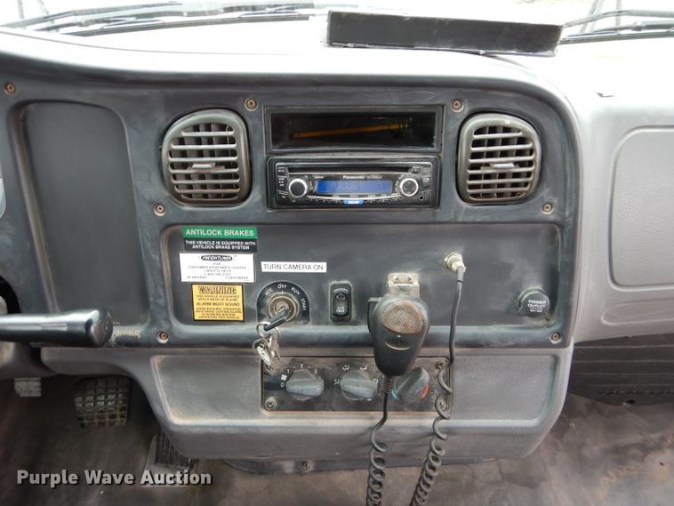 image for item GE9122 2007 Freightliner B2 Thomas school bus