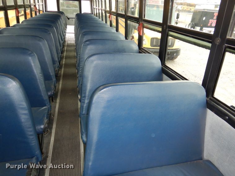 image for item GE9122 2007 Freightliner B2 Thomas school bus