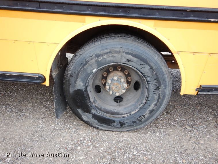 image for item GE9122 2007 Freightliner B2 Thomas school bus