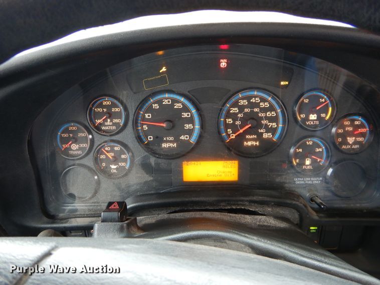 image for item GE9124 2011 International CE school bus