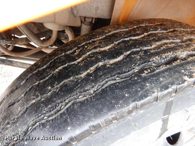 image for item GE9124 2011 International CE school bus