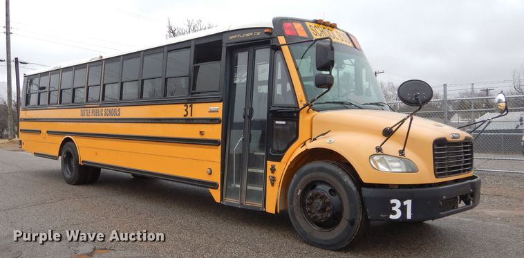 image for item GE9125 2007 Freightliner Thomas school bus